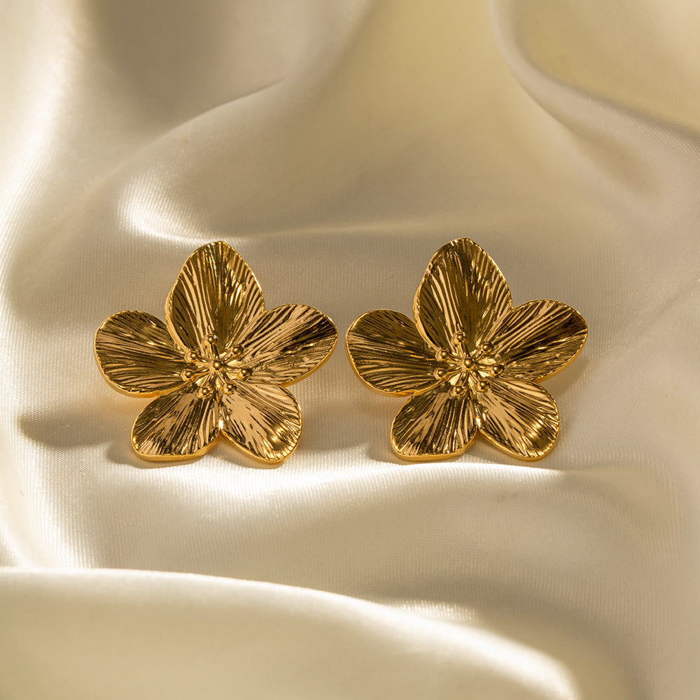 Retro Gold Floral Earrings